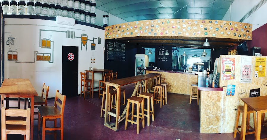 8 Huellas Cerveza Artesana