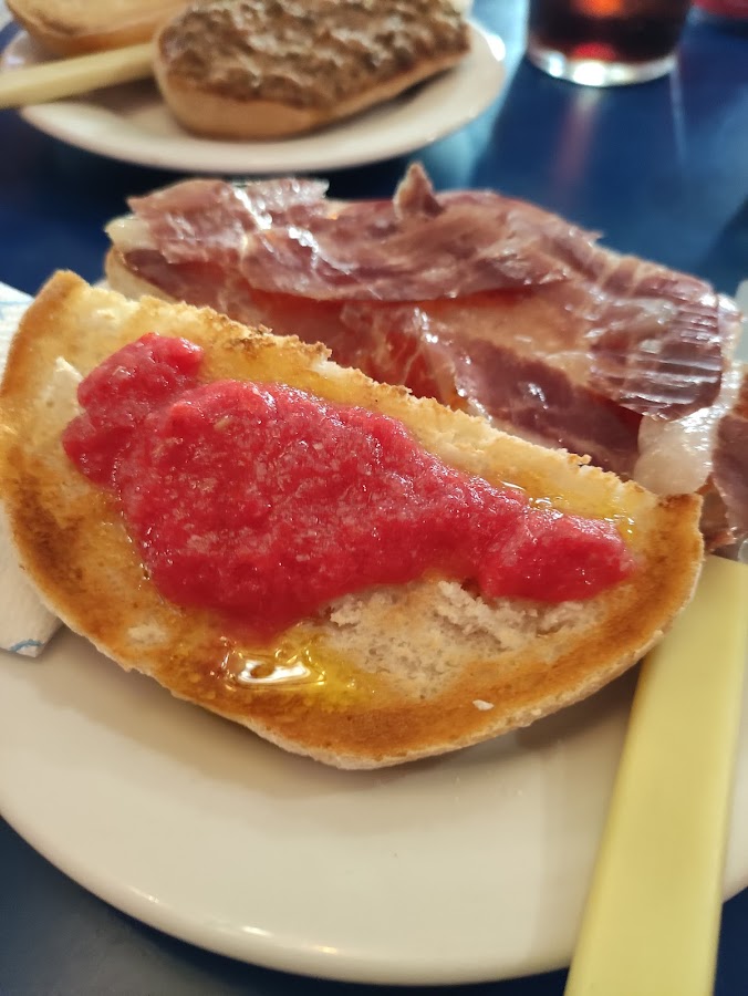 Bar Avenida (Chichi)