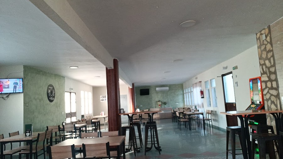 Bar Restaurante (La Piscina, Madrigalejo)