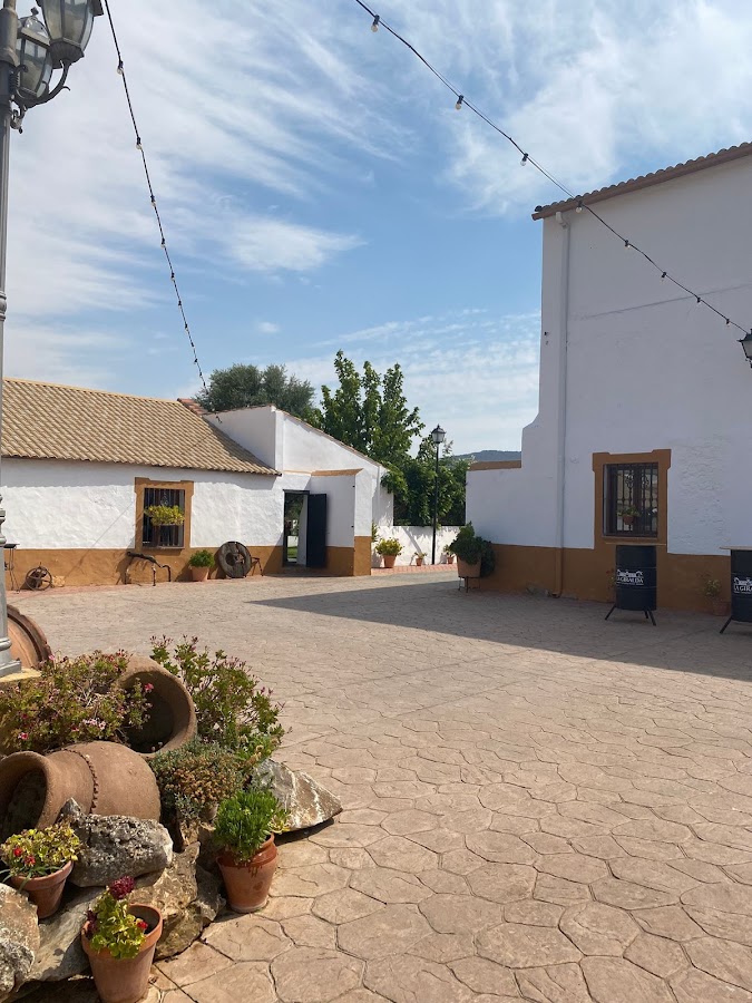 Complejo Rural La Giralda.