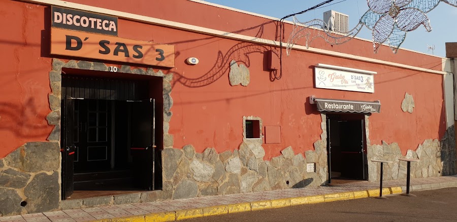 Discoteca D'sas 3 + Restaurante Gastrovilla