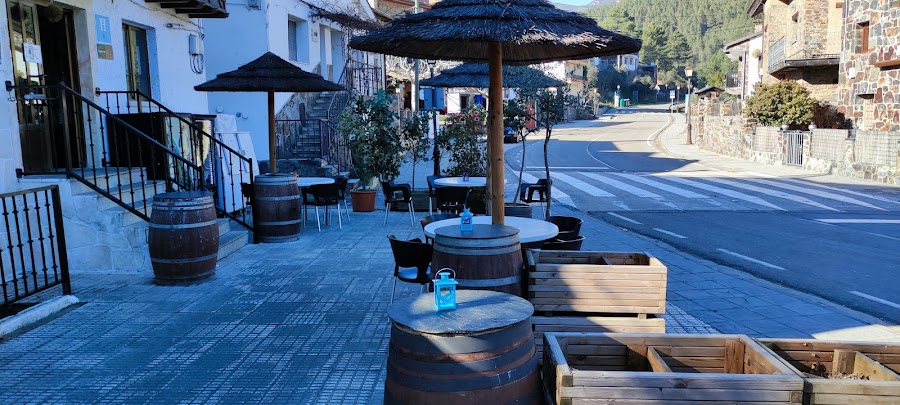 Hostal Restaurante RIOMALO el Mulero