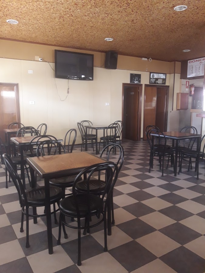 Kebab de navalvillar de pela